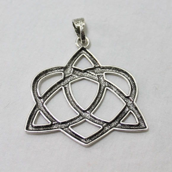 New Celtic Trinity Knot Necklace Pendant Silver - Picture 5 of 7